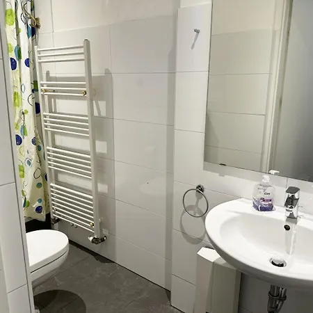 Cosy Three With Flatscreen Tv Recklinghausen