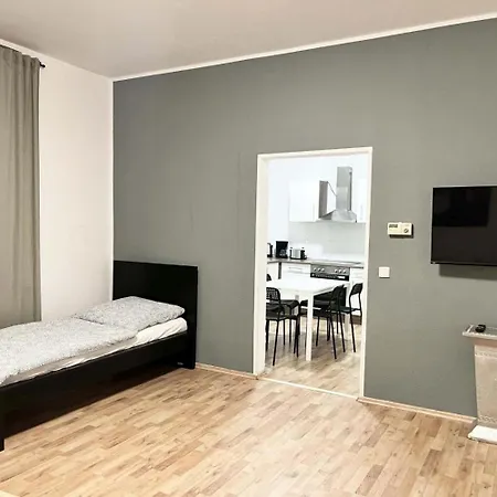 Apartment Cosy Three With Flatscreen Tv