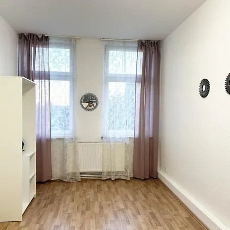Cosy Three With Flatscreen Tv * Recklinghausen