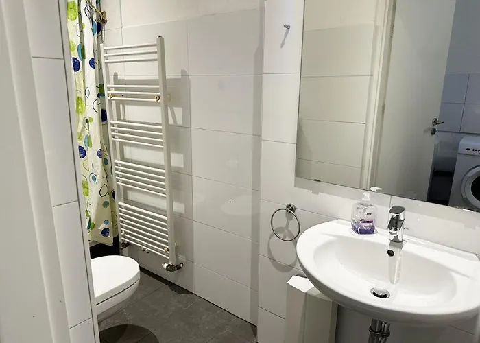 Cosy Three With Flatscreen Tv Recklinghausen